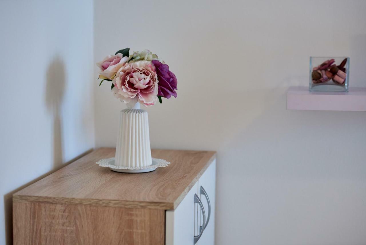 Studio Kristic, Cozy Studio With A Terrace Dubrovnik Luaran gambar