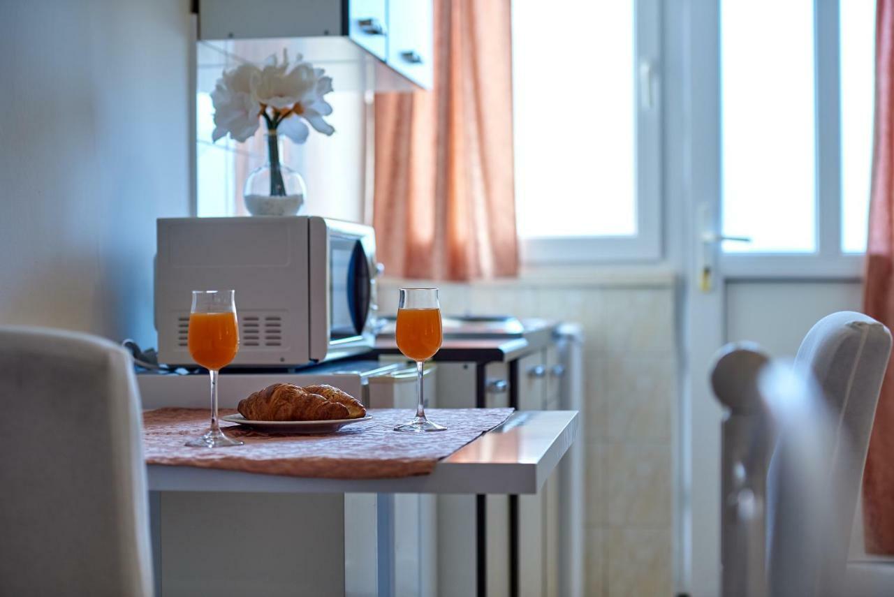 Studio Kristic, Cozy Studio With A Terrace Dubrovnik Luaran gambar