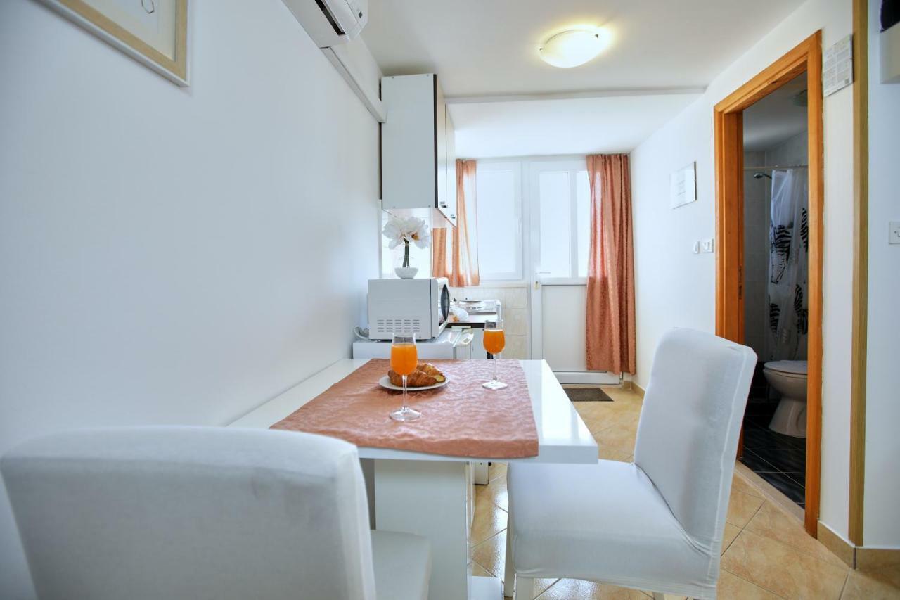 Studio Kristic, Cozy Studio With A Terrace Dubrovnik Luaran gambar